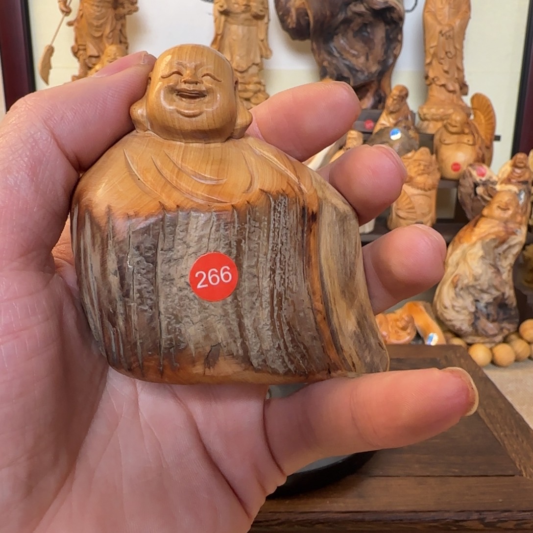 崖柏小木匠艺雕一物一拍
