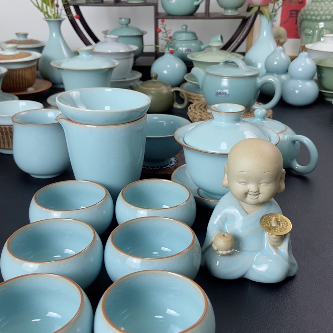 一级品天青釉元宝盖碗十件套