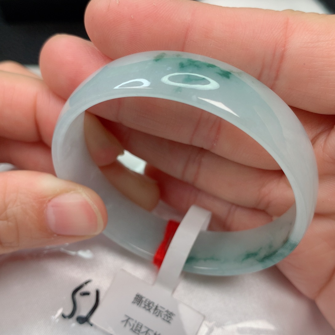 翡翠手镯未镶嵌，，，，，，，