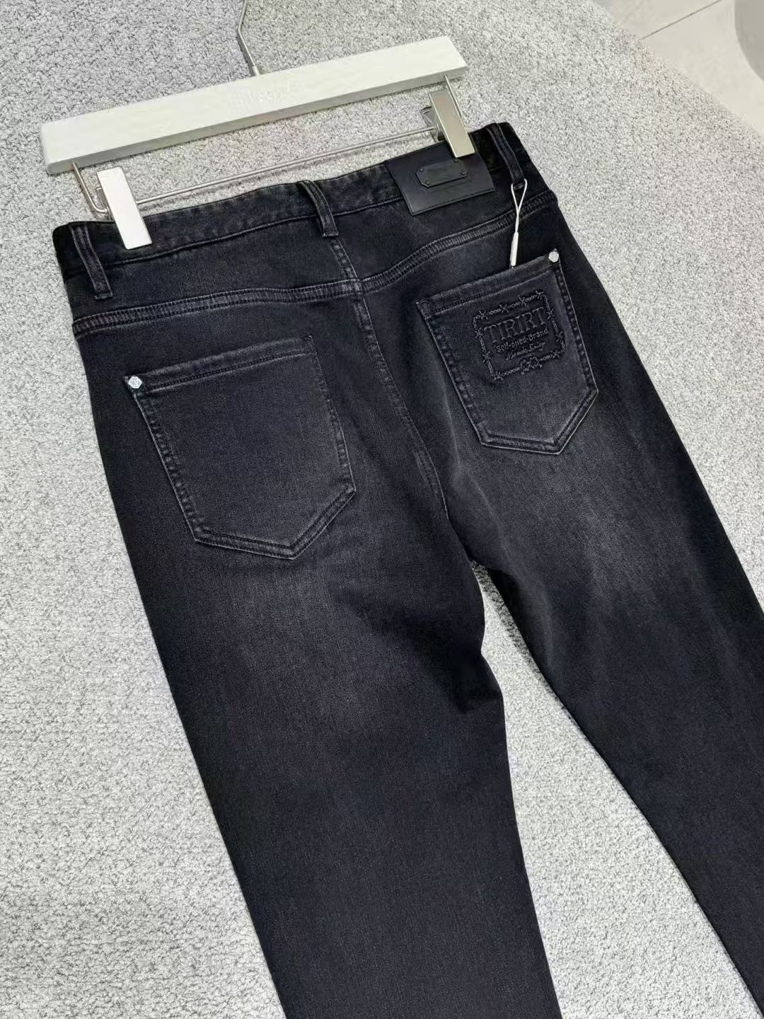 【名品汇】男士秋冬小直筒牛仔裤弹力中腰休闲裤子