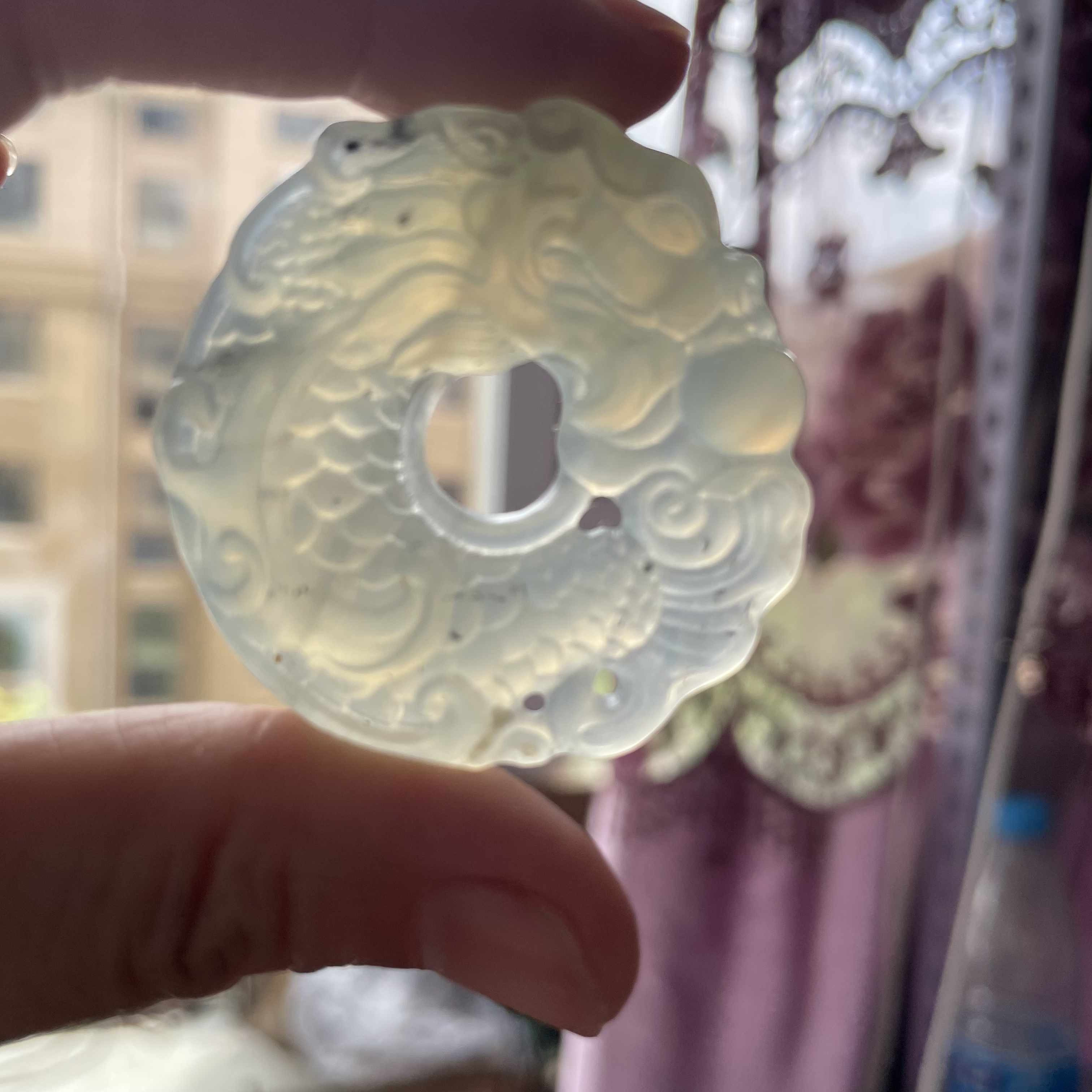 岫玉水墨龙鱼平安扣
