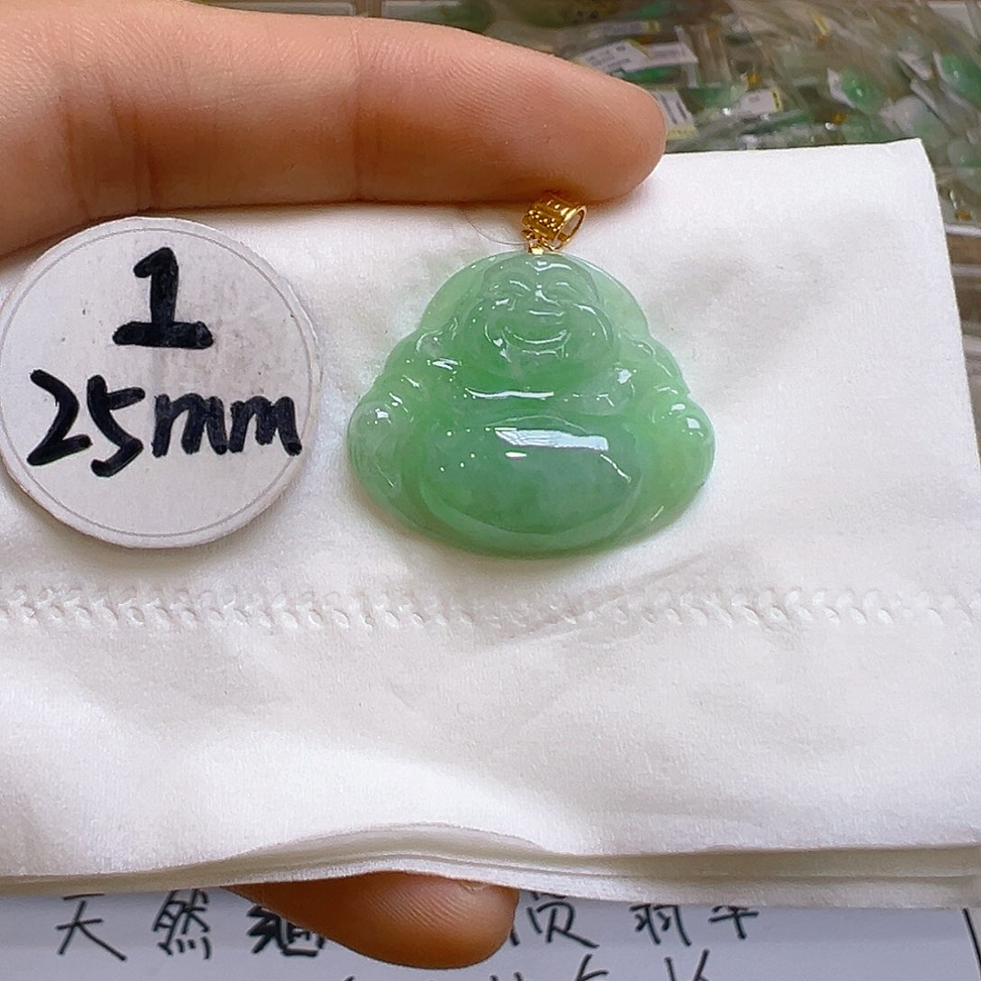 翡翠颈饰18K金镶嵌翡翠