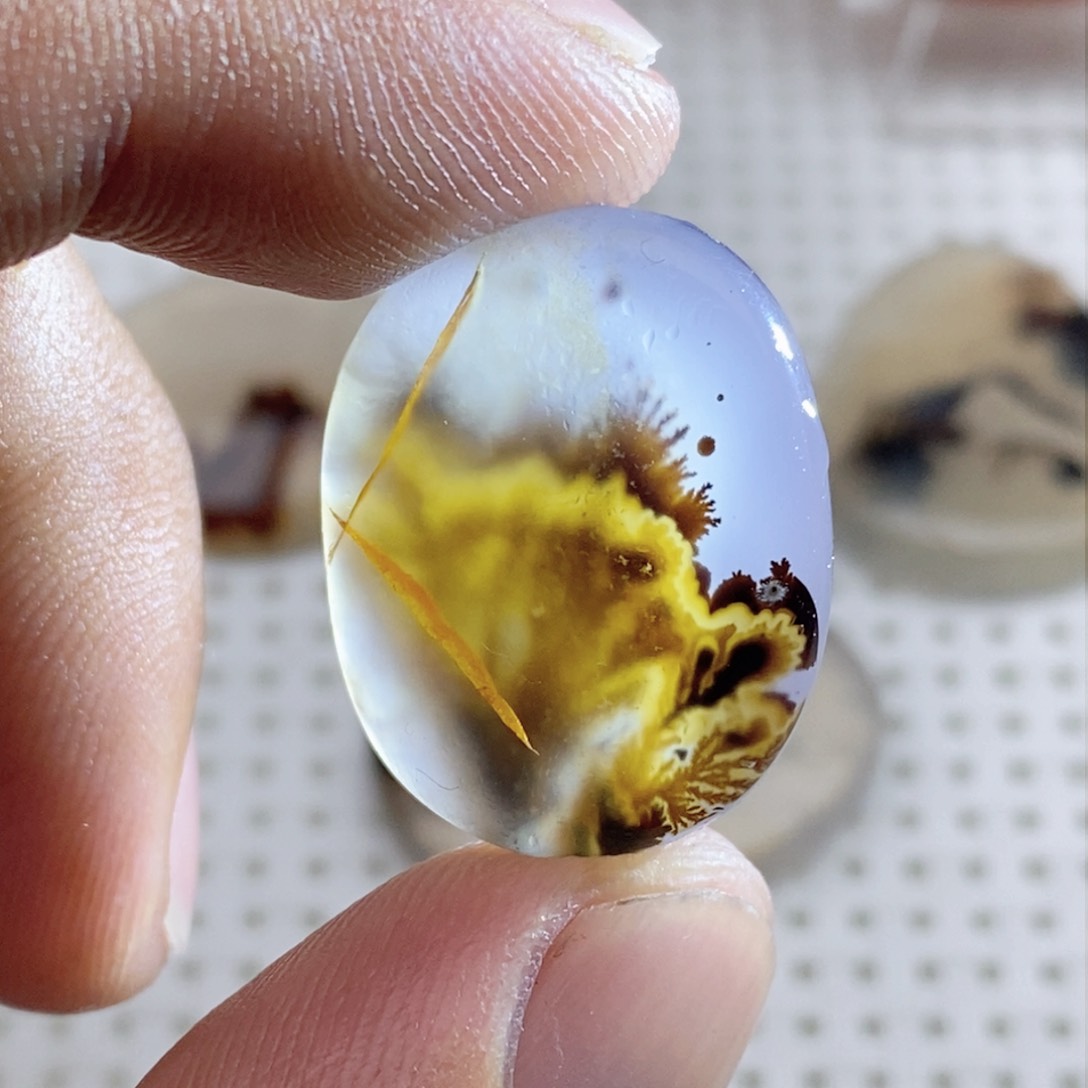 玛瑙/玉髓颈饰未镶嵌