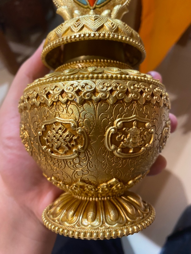 国产黄铜装完黄财，文书，地藏，绿度母宝瓶