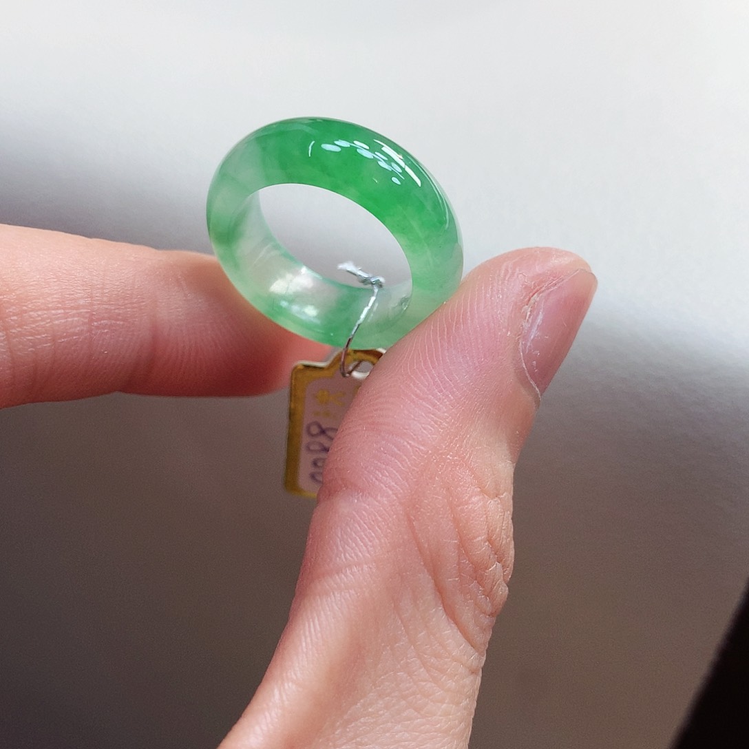 翡翠戒指未镶嵌9-10号