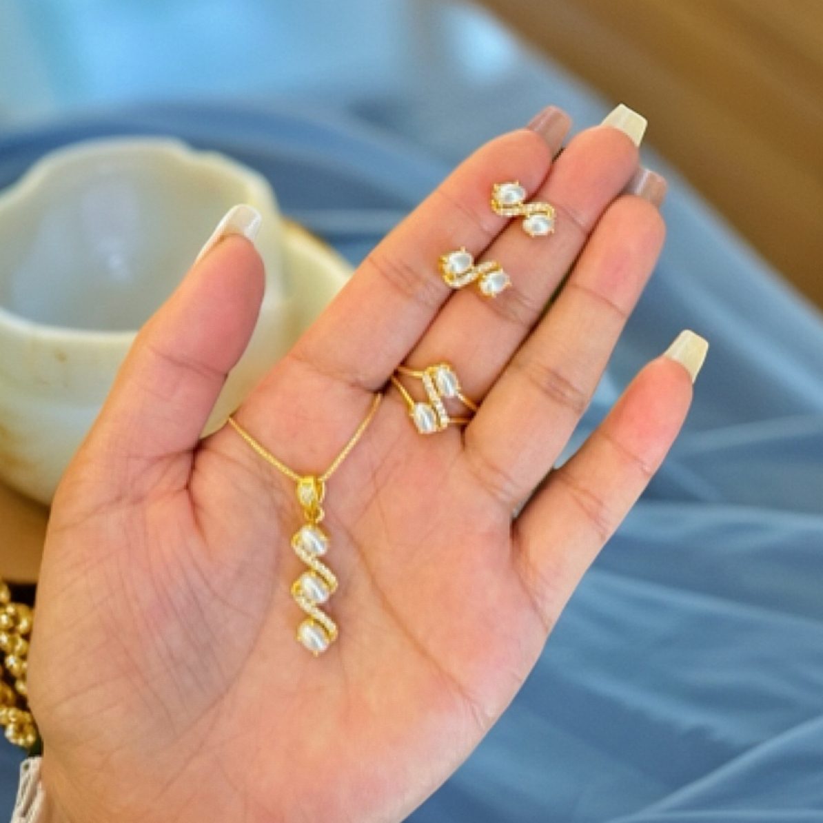 铜合金莫桑石项链 藏式风格单独耳环