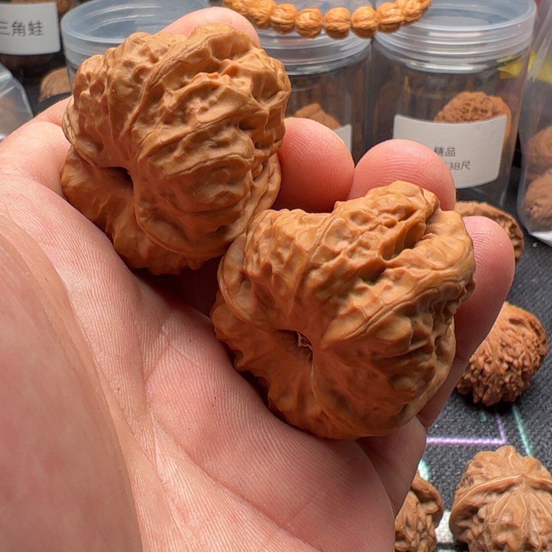 文玩核桃吊坠暴力肌肉蛙边38肚43