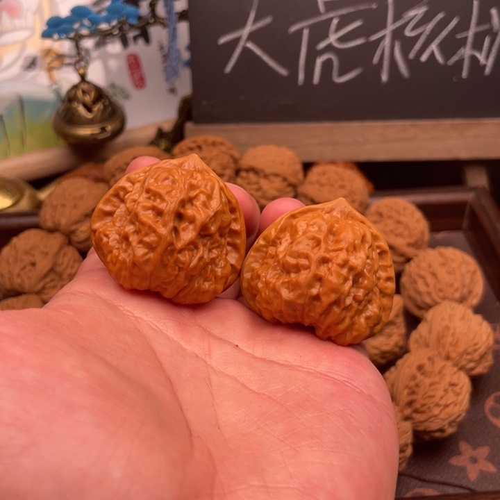 吊坠文玩核桃三角蛙