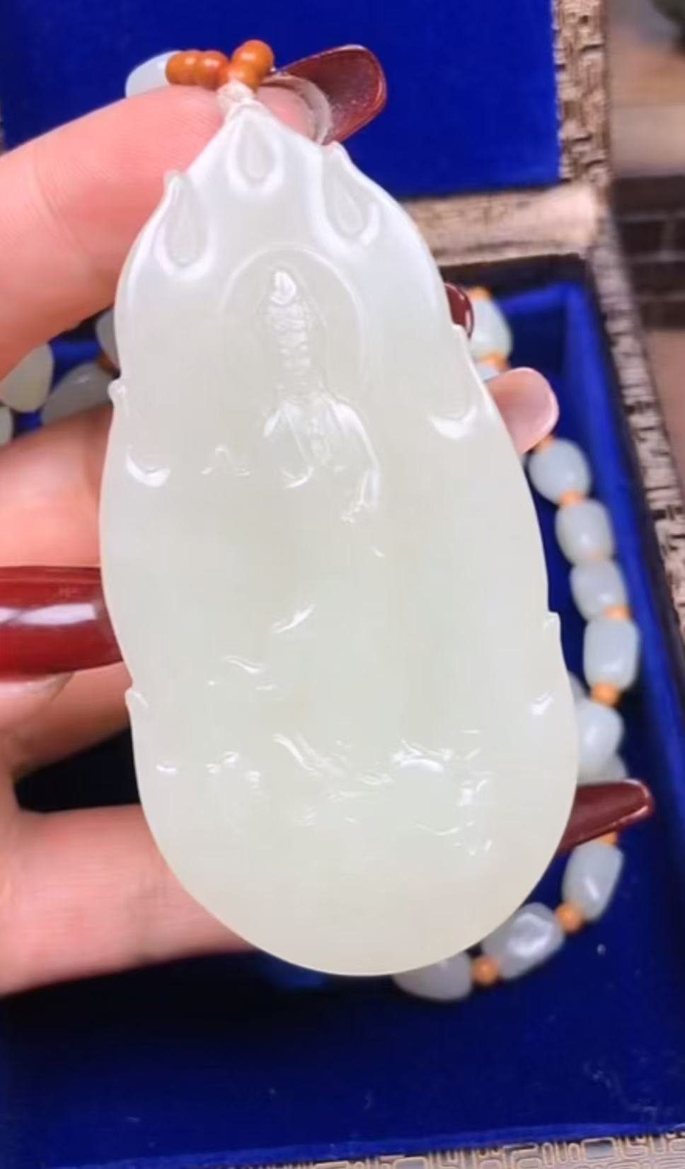 和田玉山料 挂件 菲菲