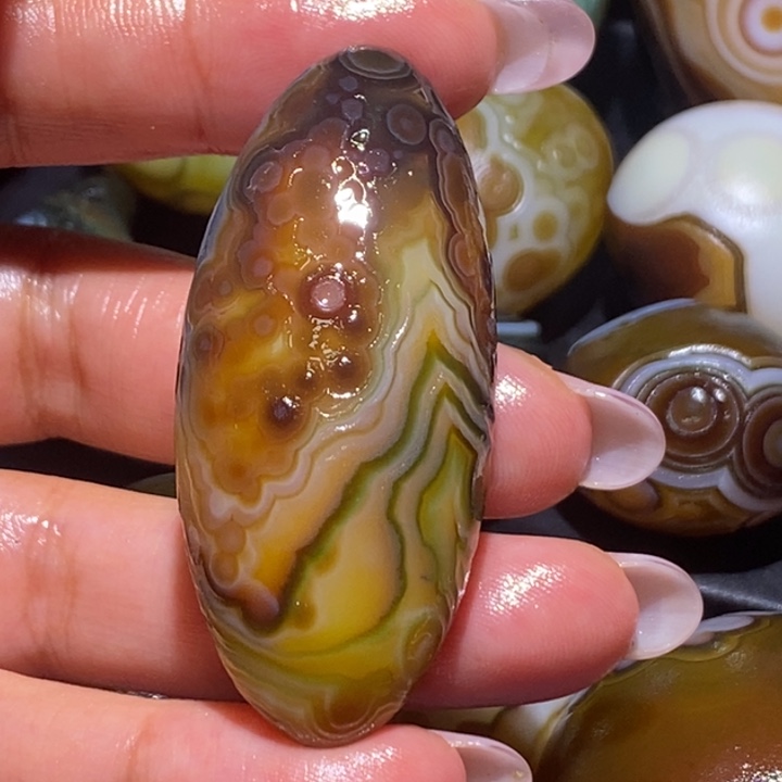 玛瑙/玉髓未镶嵌珠宝奇石10