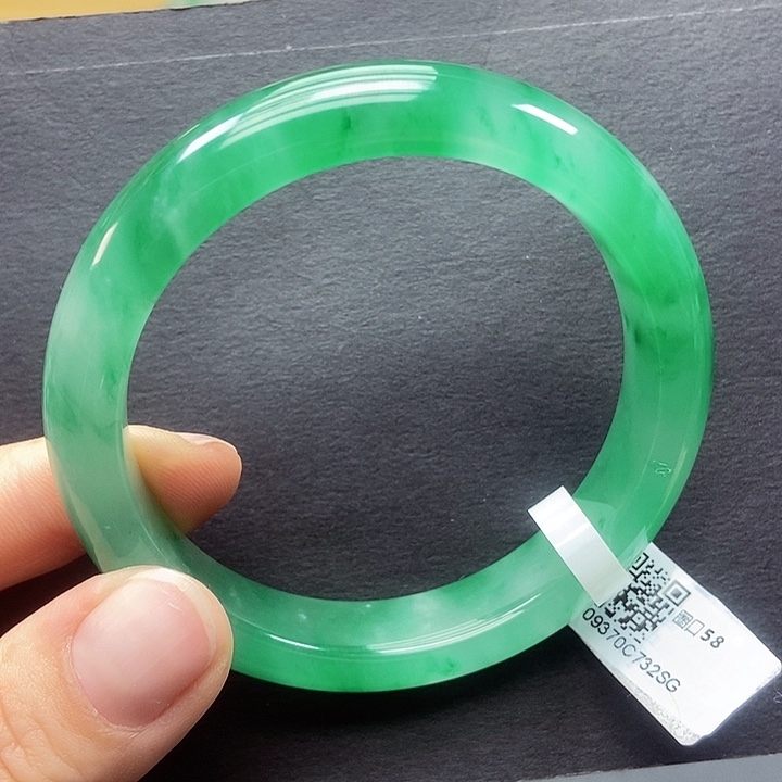 石英质玉手镯未镶嵌丫*