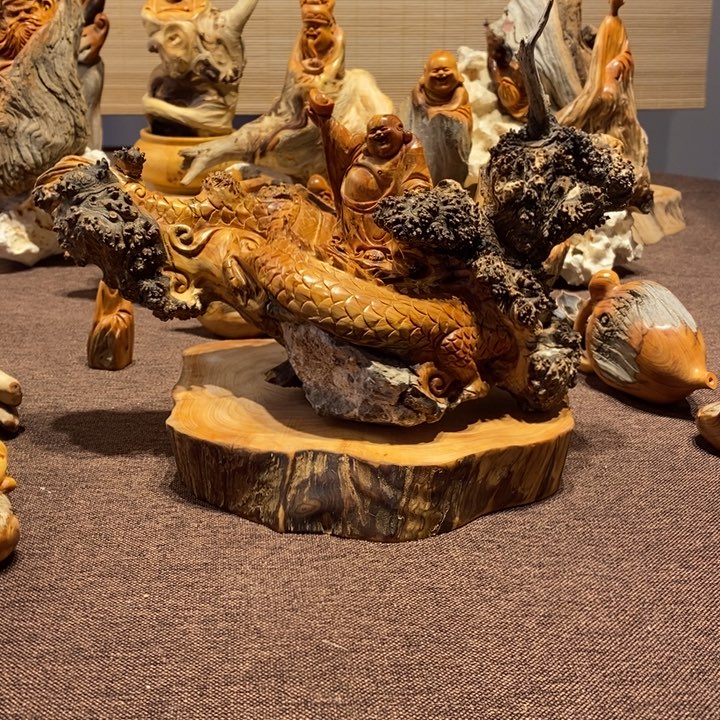 柏木（崖柏）龙腾盛世龙华富贵乐乐