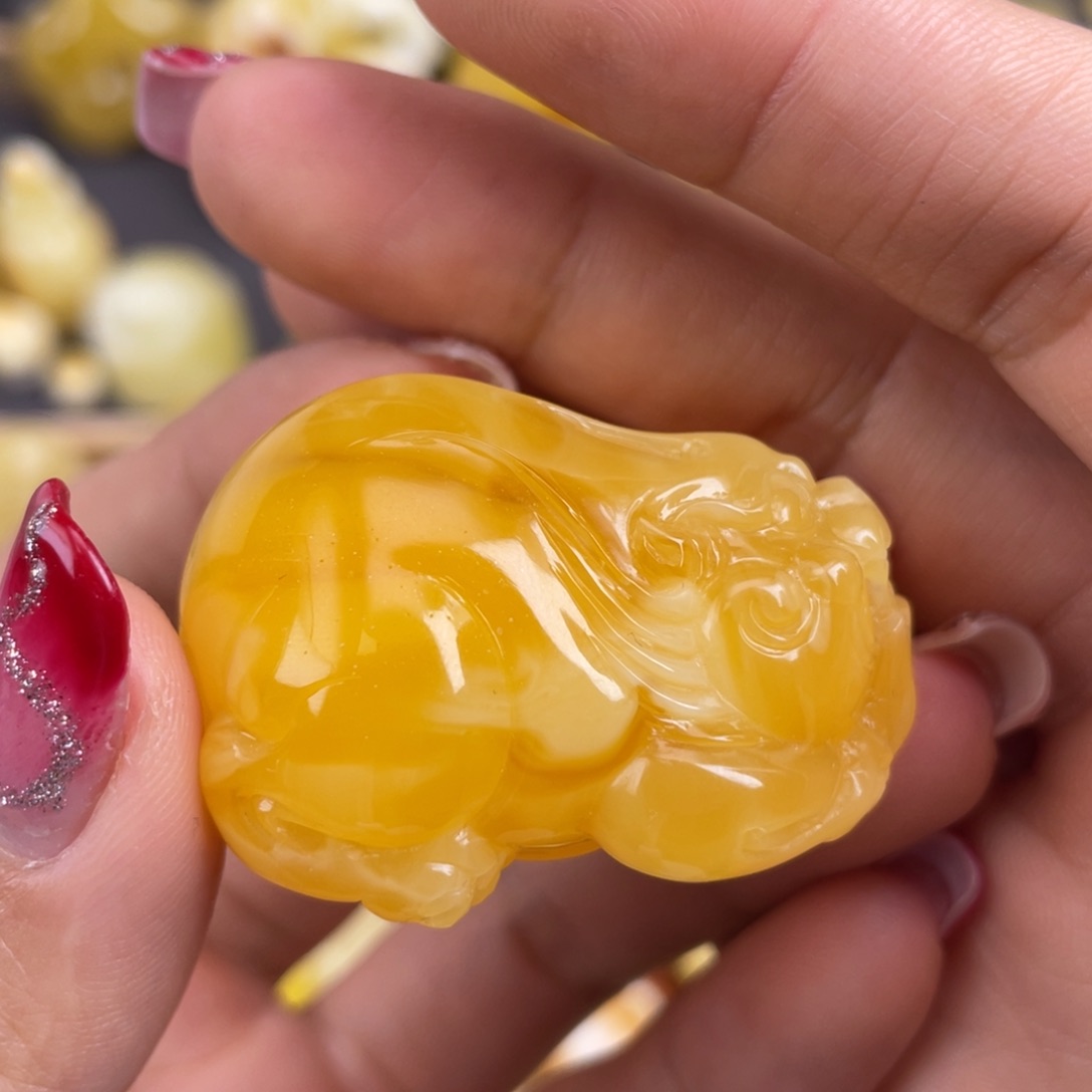 琥珀裸石未镶嵌蜜蜡