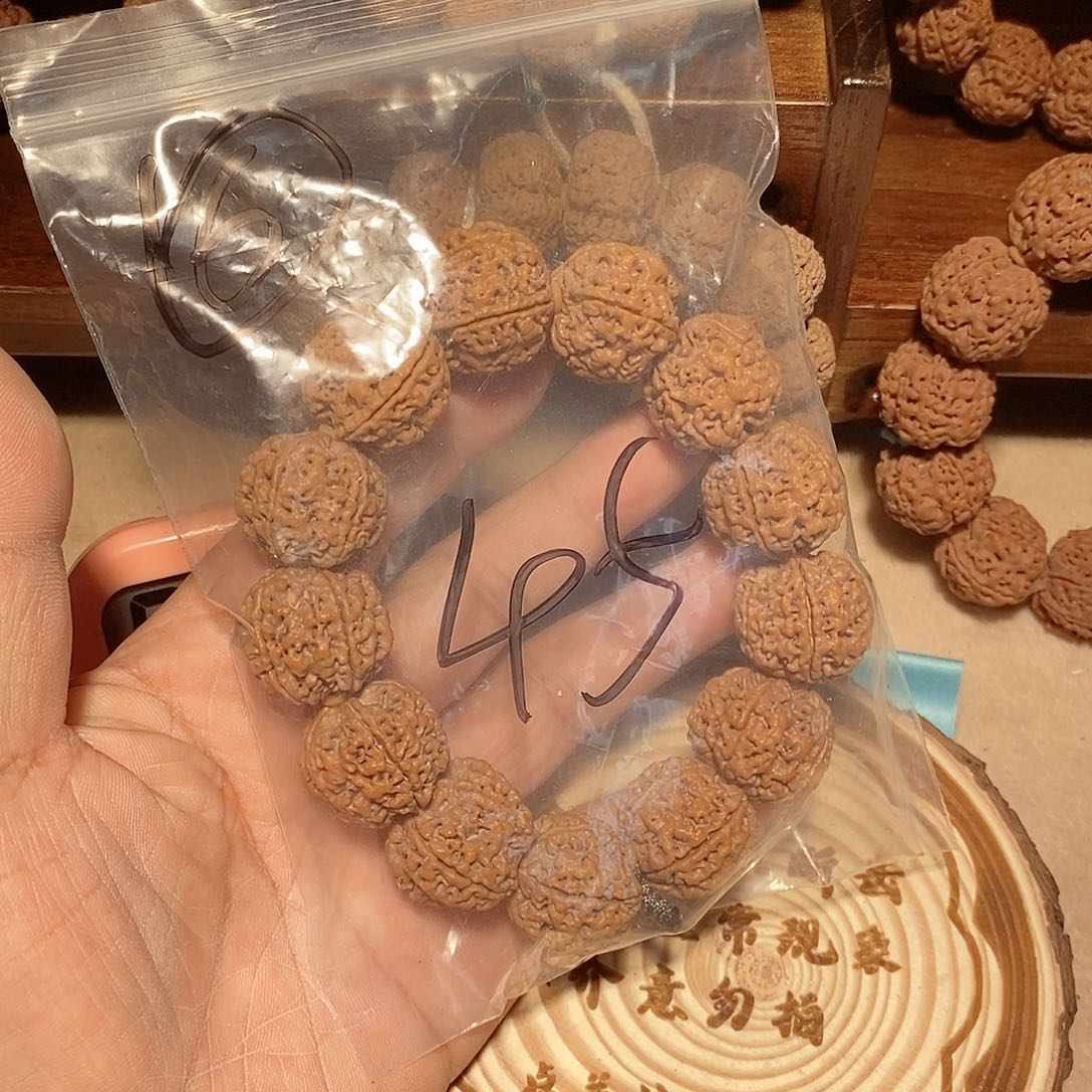 金刚菩提手串0**76。