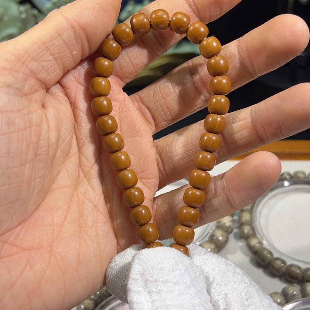 吊坠星月菩提卡8一级品