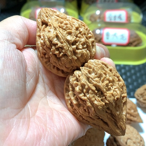 吊坠文玩核桃原树座佛