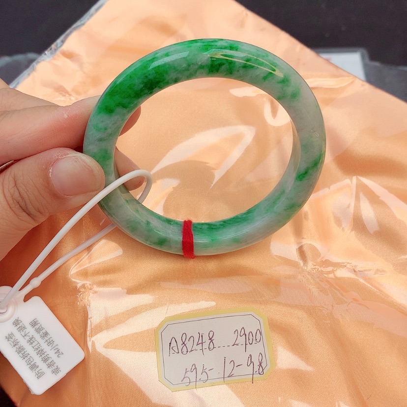 【闪购商品】翡翠手镯未镶嵌天然缅甸翡翠A货