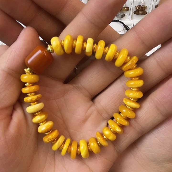 蜜蜡未镶嵌手链东西特别好