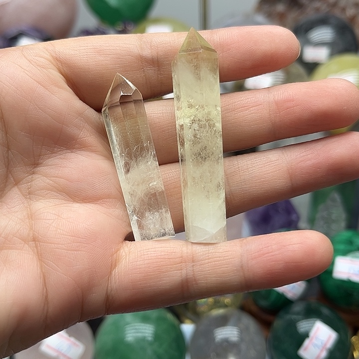 水晶珠宝半成品未镶嵌24克黄水晶柱