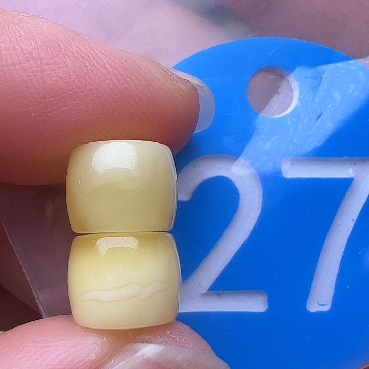 蜜蜡裸石未镶嵌9m m