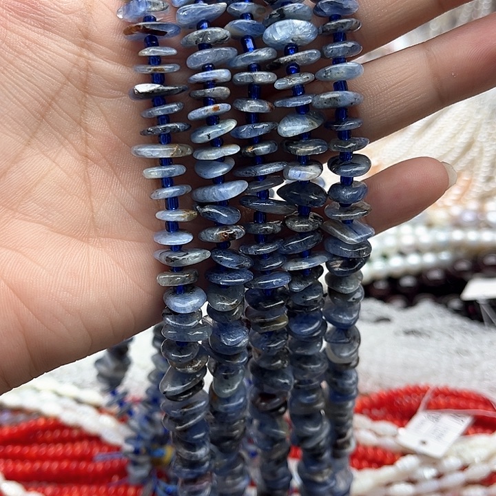 未镶嵌玛瑙/玉髓珠宝半成品一条蓝晶石随型隔片