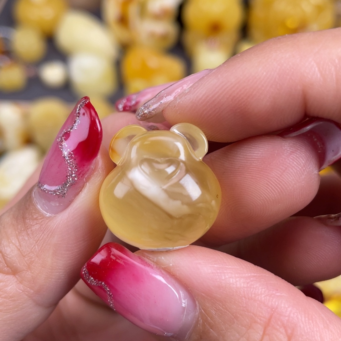 琥珀裸石未镶嵌蜜蜡