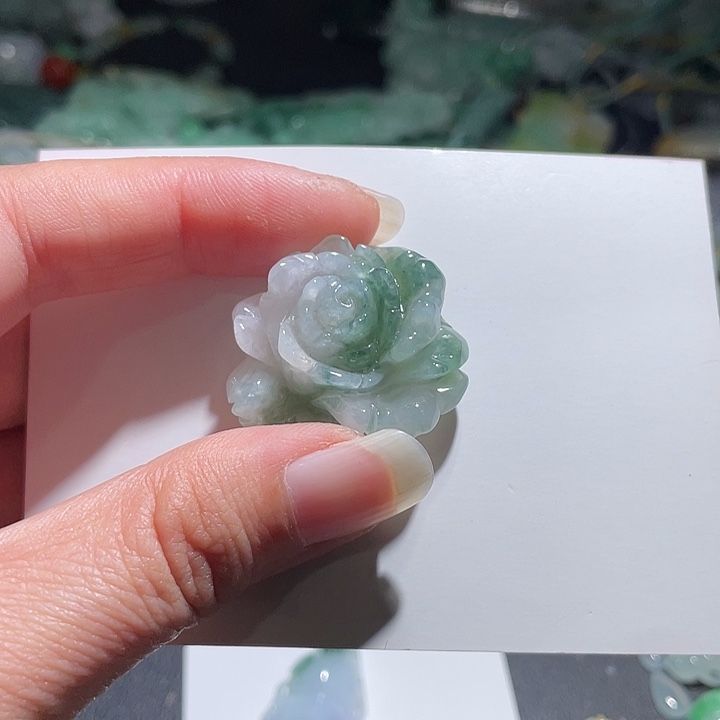 颈饰未镶嵌翡翠天