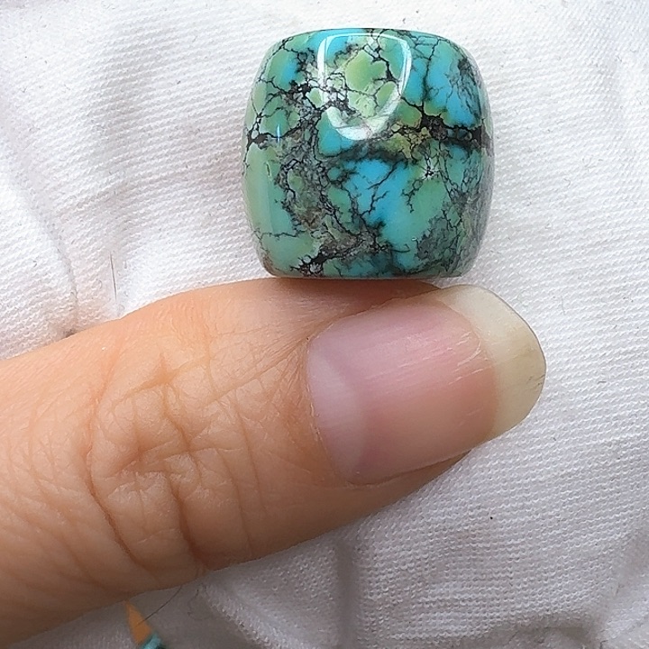 未镶嵌绿松石墩子