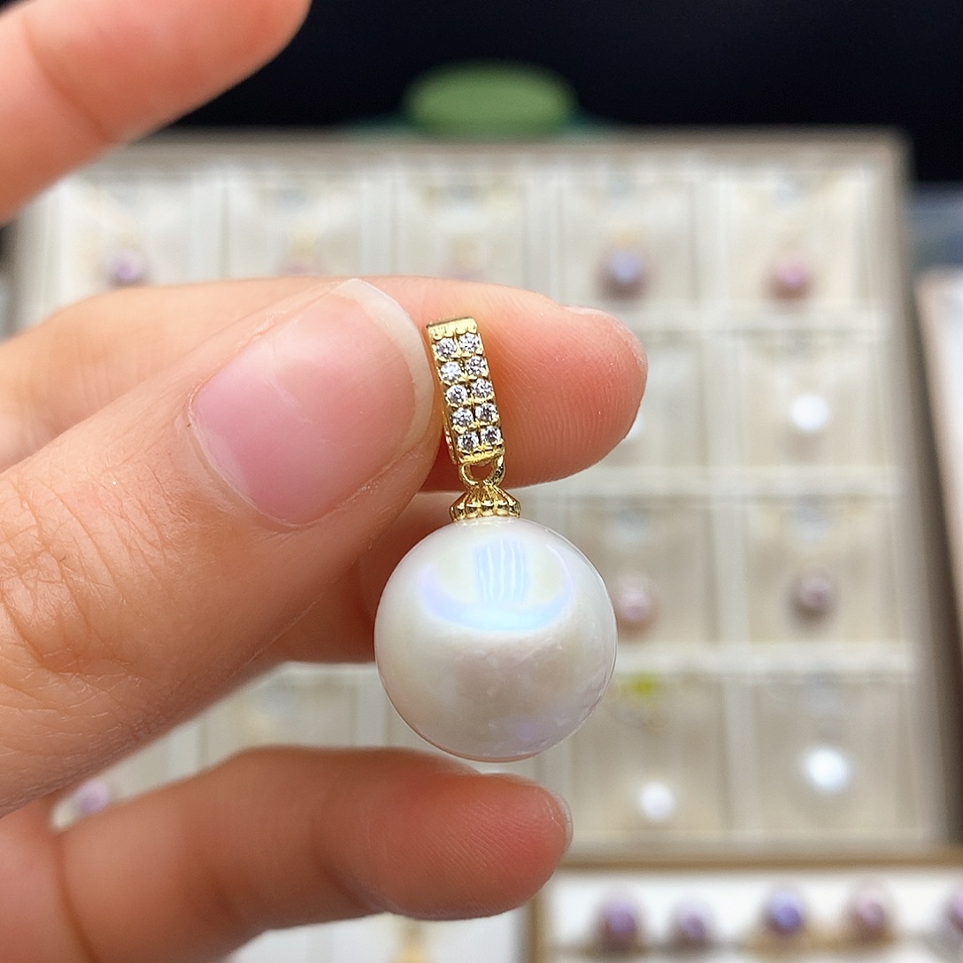 淡水珍珠颈饰合金