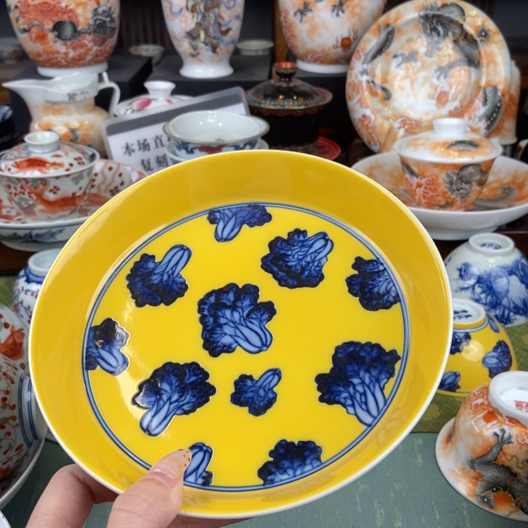 淡***然陶瓷的设计师是一个非常