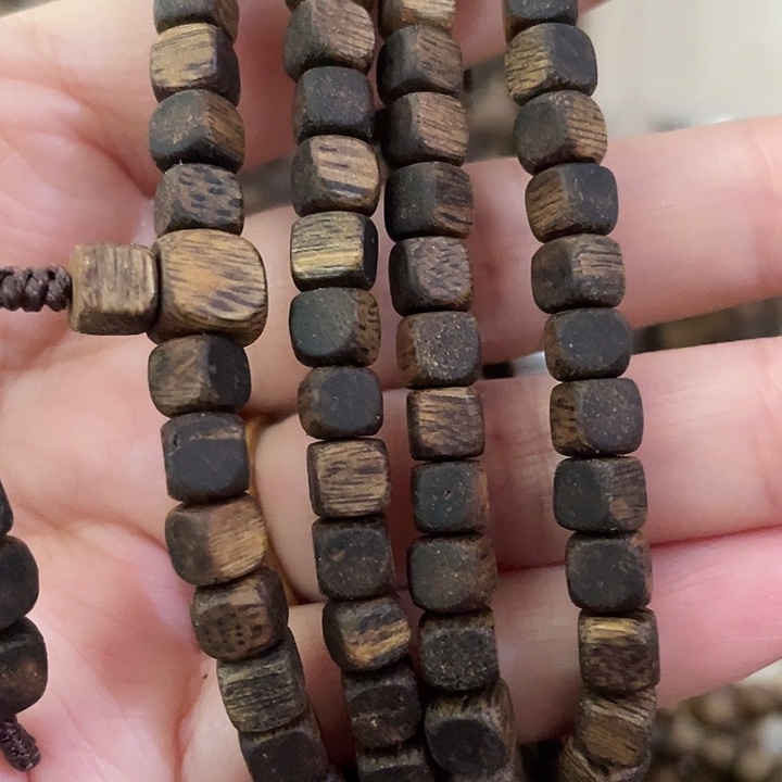 沉香碎屑沉香卡0．5小方糖多圈