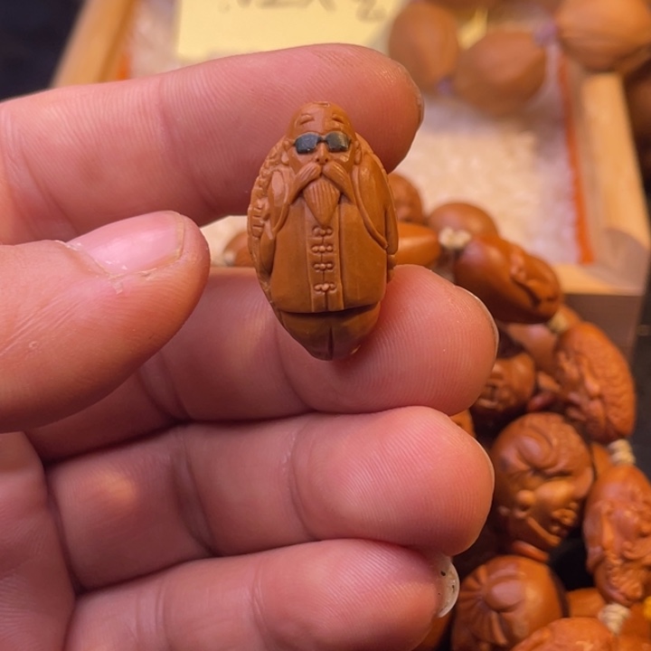 橄榄核吊坠龟仙人