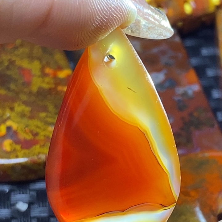 玛瑙/玉髓颈饰未镶嵌