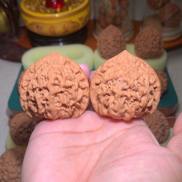 文玩核桃把件汉高帽