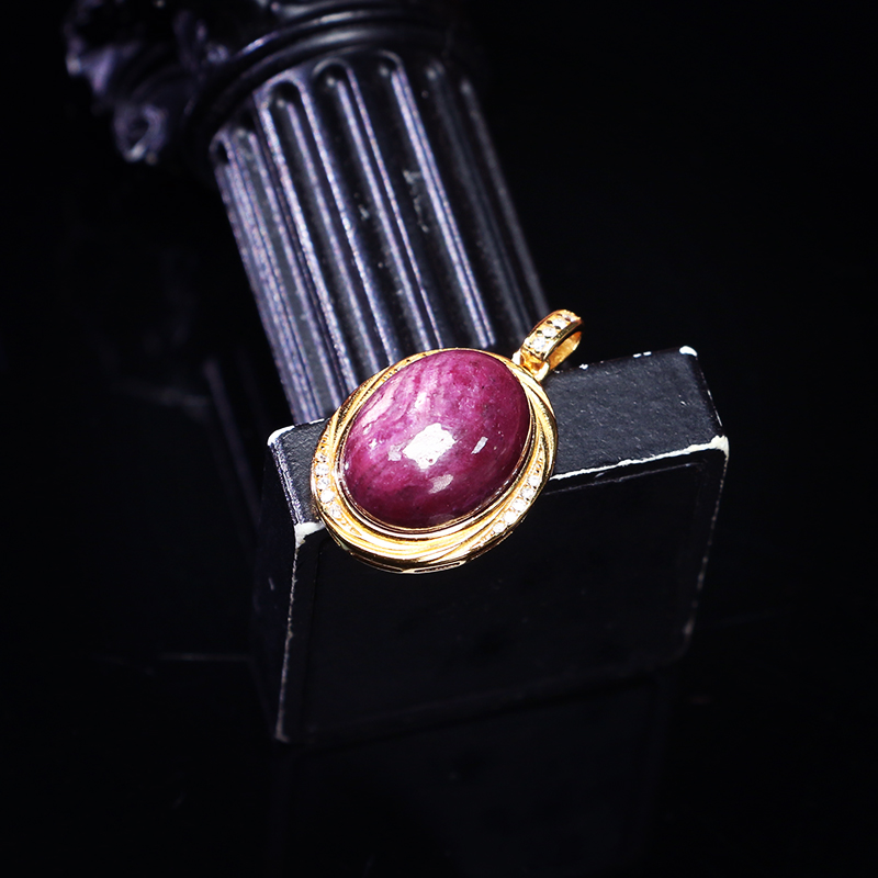 红宝蛋面吊坠-多样性发其一