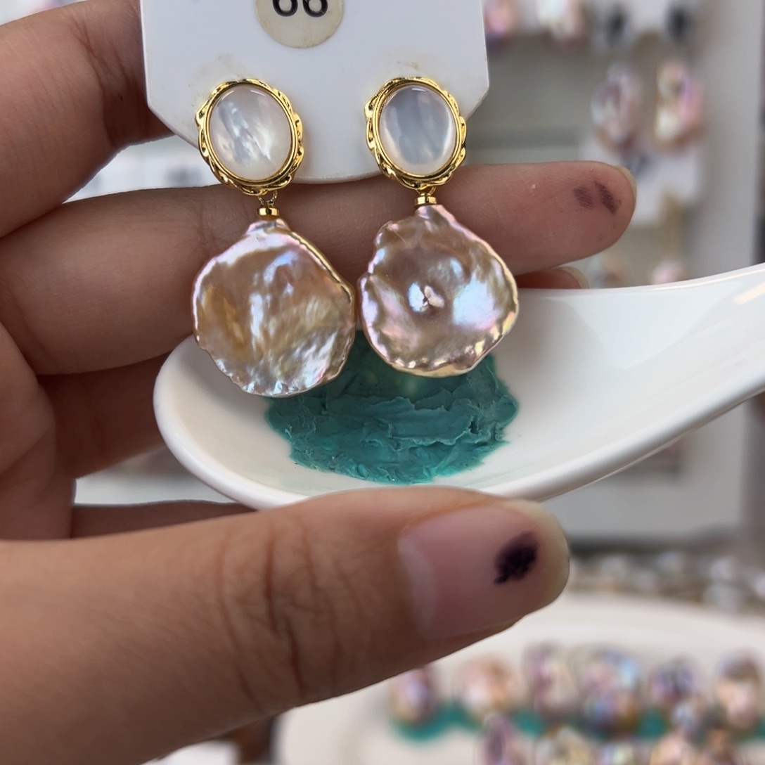 淡水珍珠耳饰未镶嵌