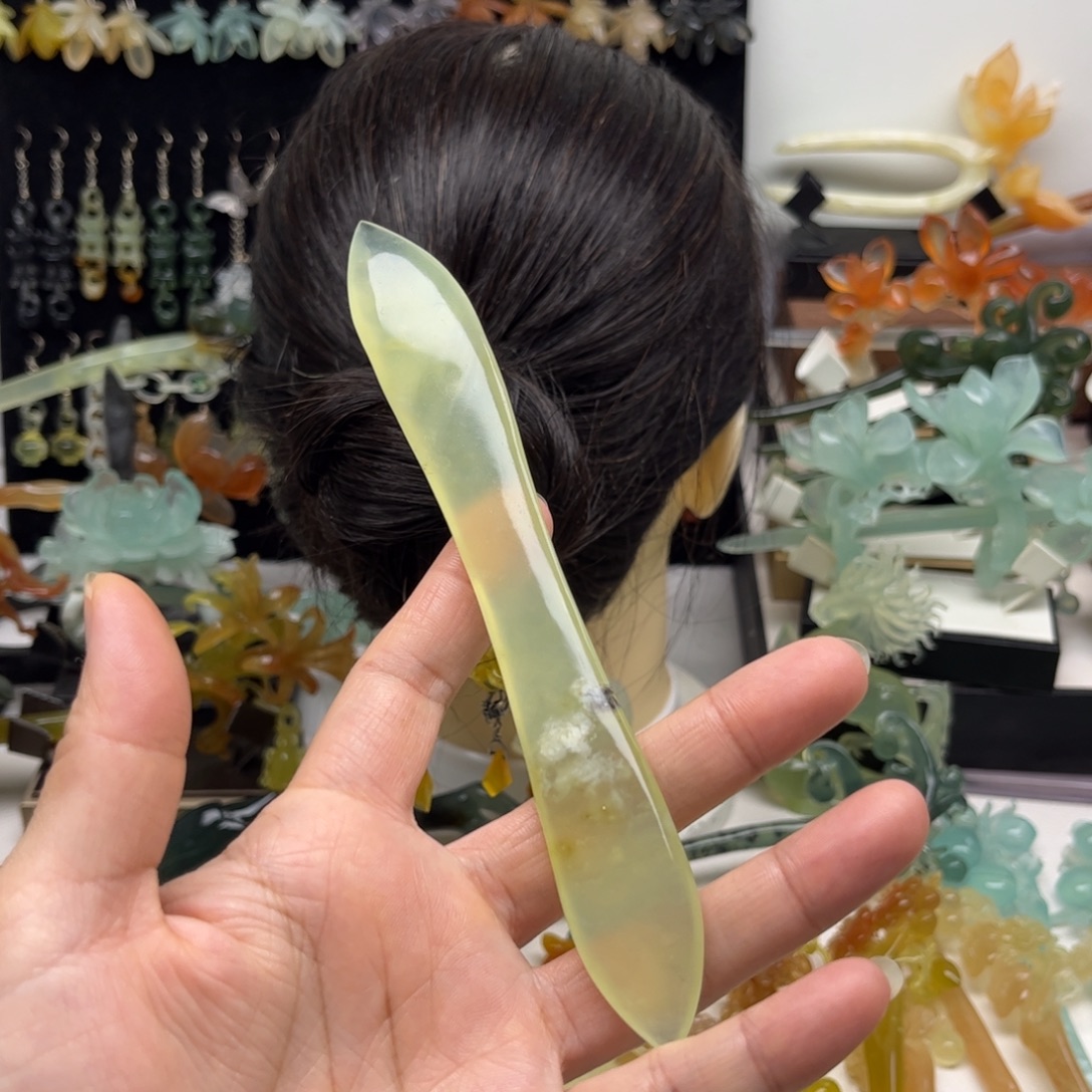 蛇纹石玉合金发簪