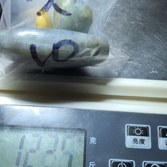 新疆和田原石石头陶