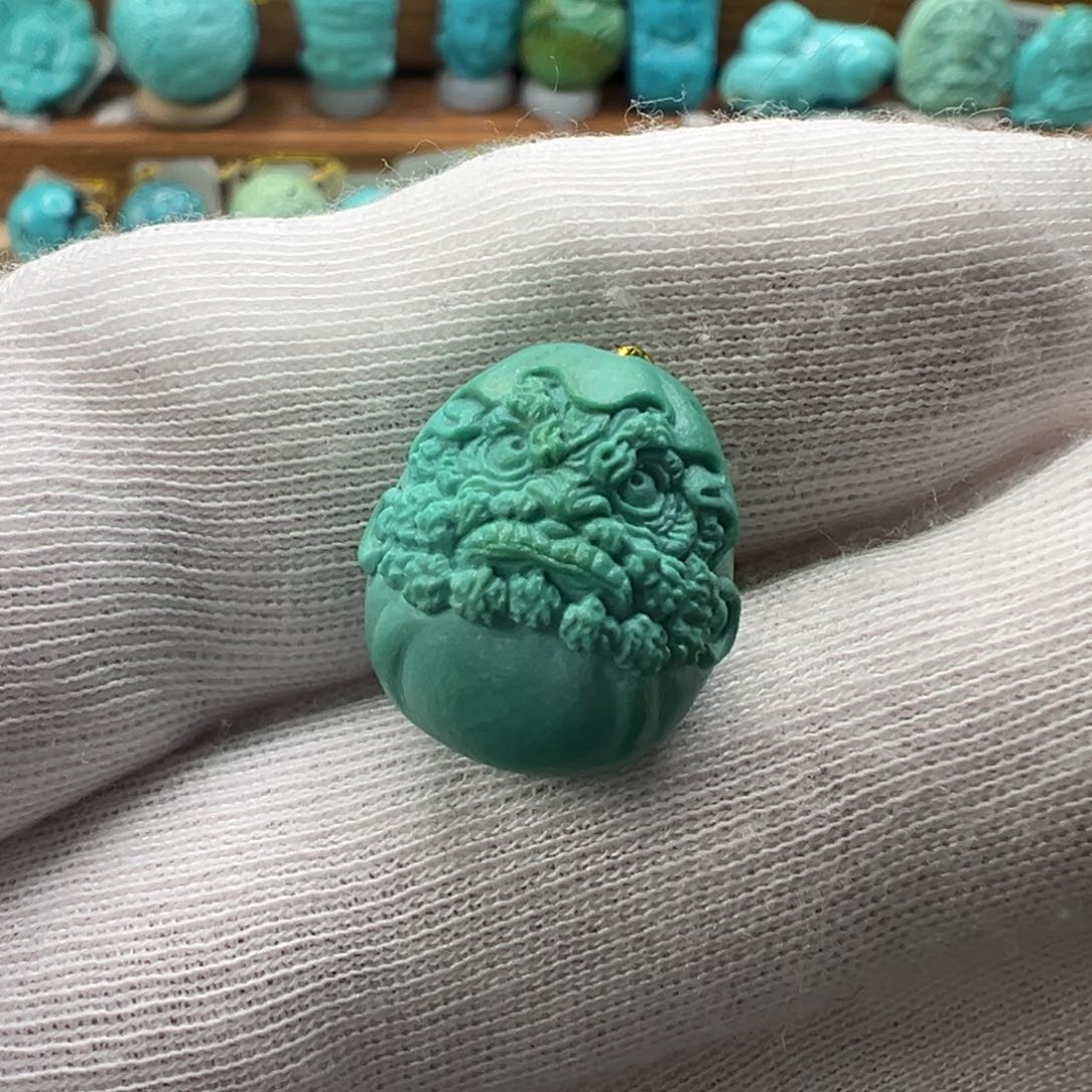 绿松石配饰未镶嵌