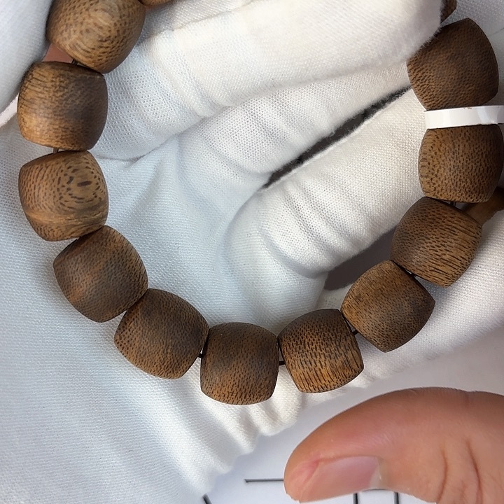 沉香手串芽庄树心油1.4