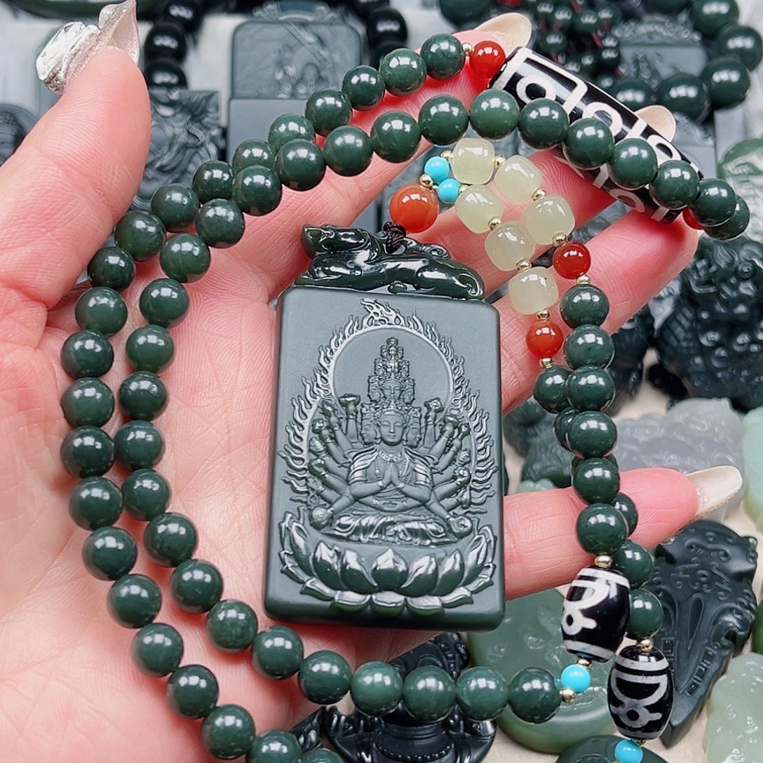 和田玉颈饰未镶嵌