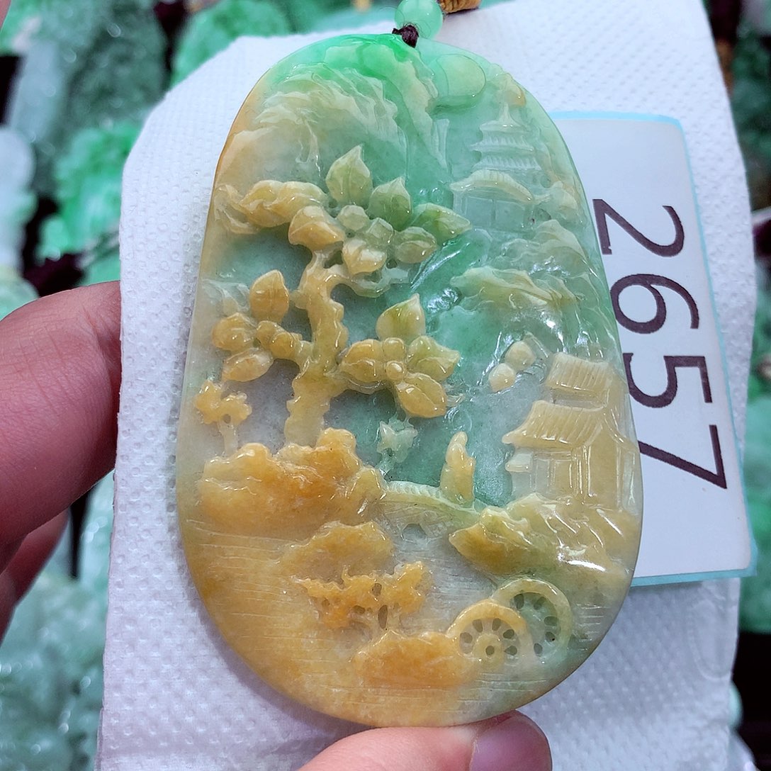 吊坠(不含链)未镶嵌翡翠