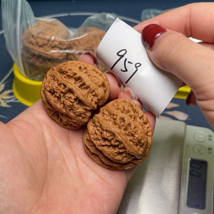 文玩核桃把件粗筋40