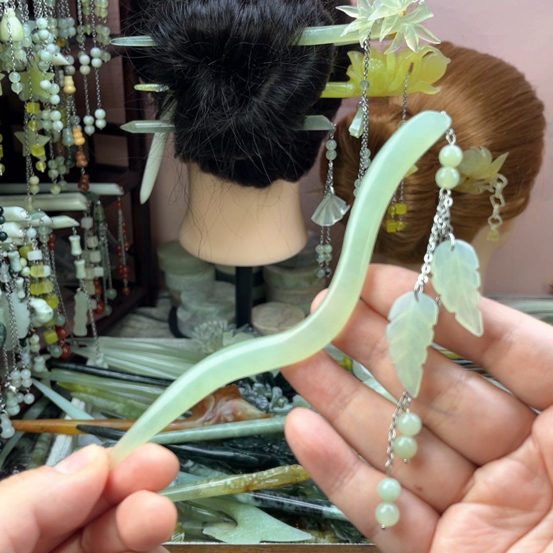 蛇纹石玉发饰未镶嵌长度15厘米左右