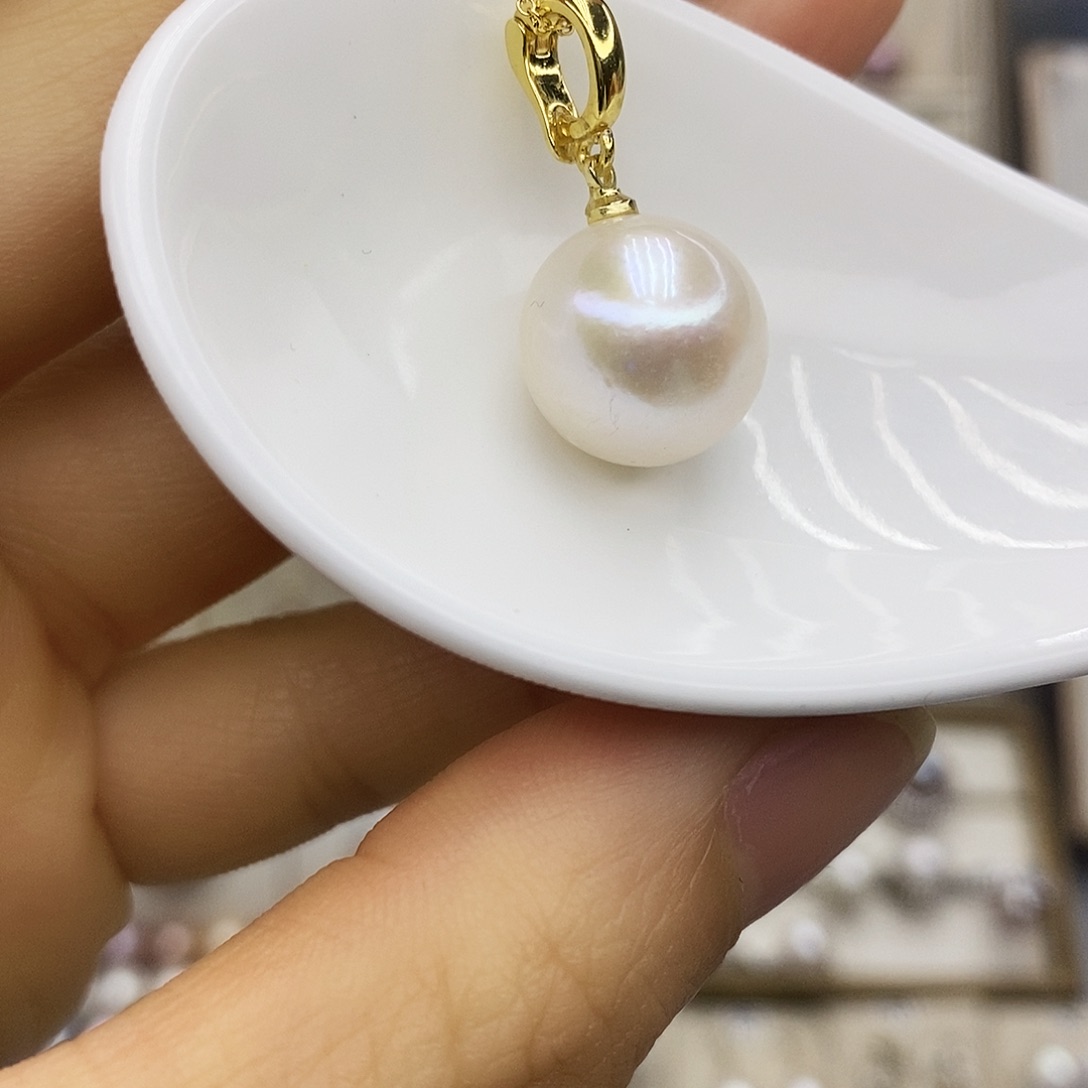淡水珍珠颈饰合金