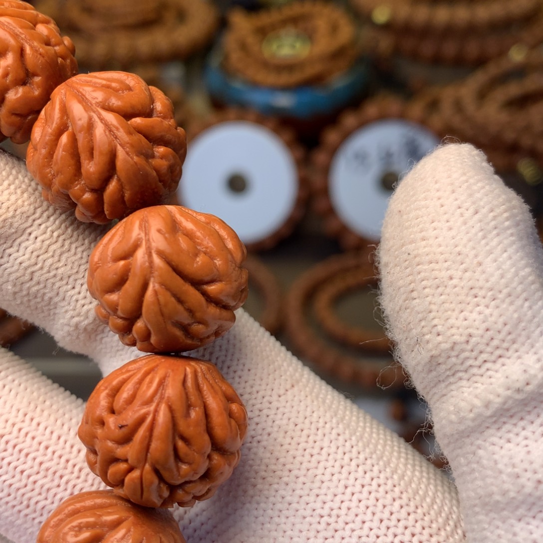 皮***觉手串桃核秦岭龙纹