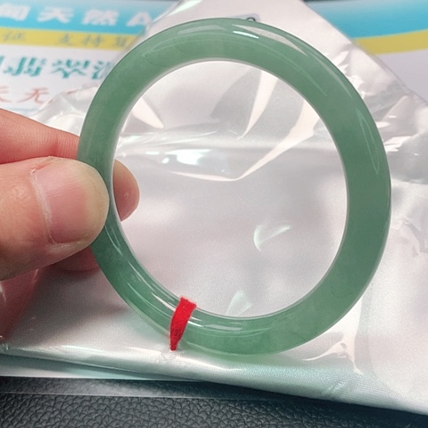 翡翠手镯未镶嵌0760号