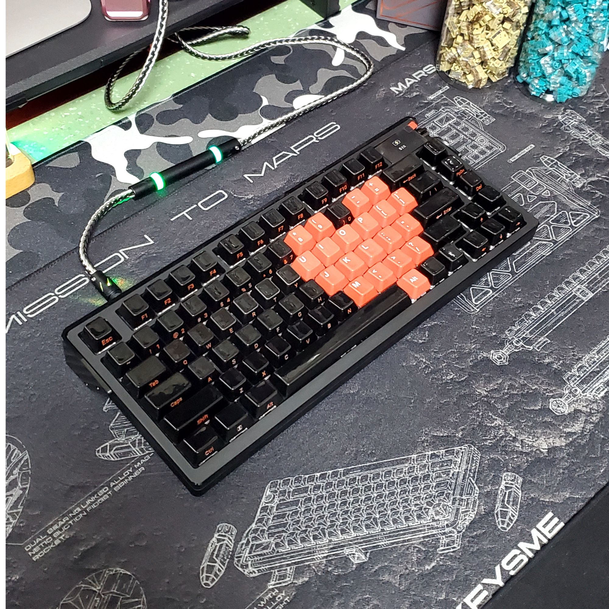 夜魔EXTREME 三模RGB游戏机械键盘 定制键盘成品 麻将音hifi音