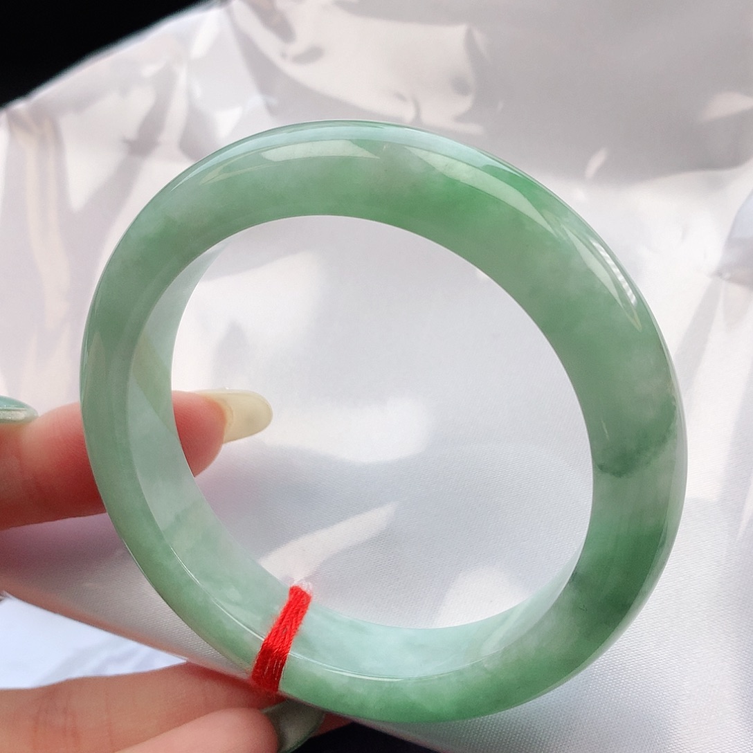 翡翠手镯未镶嵌56圈口882515