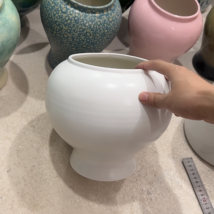 摆件微瑕有孔微瑕